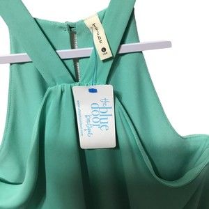 Tyche Sleeveless Top Size Large NWT